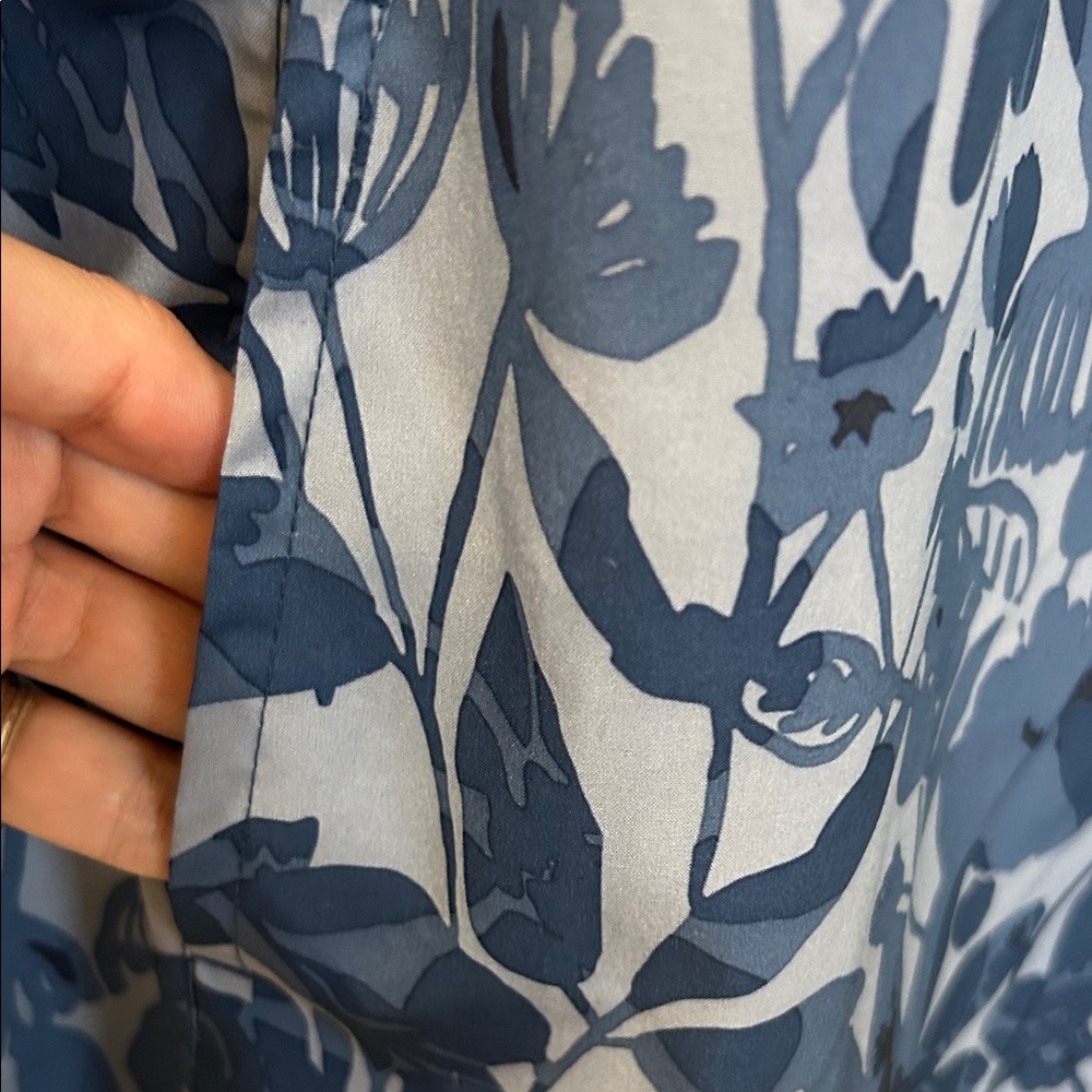 RipSkirt Hawaii Sleeveless Dress – Blue Floral – Size Large - Picture 3 of 4